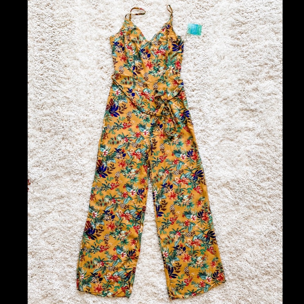Floral jumpsuit size medium